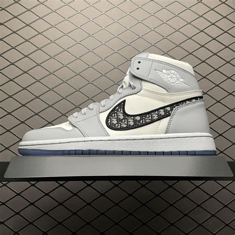 dior air jordan 1 retail price|dior jordan 1 price india.